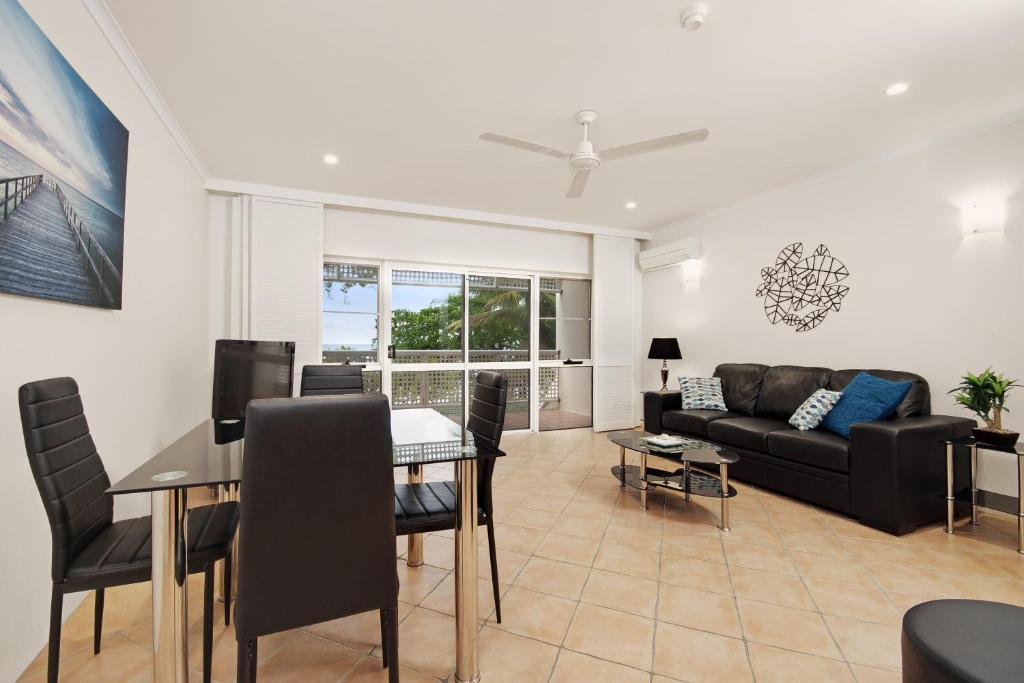 Marlin Waters Beachfront Apartments Palm Cove Quarto foto